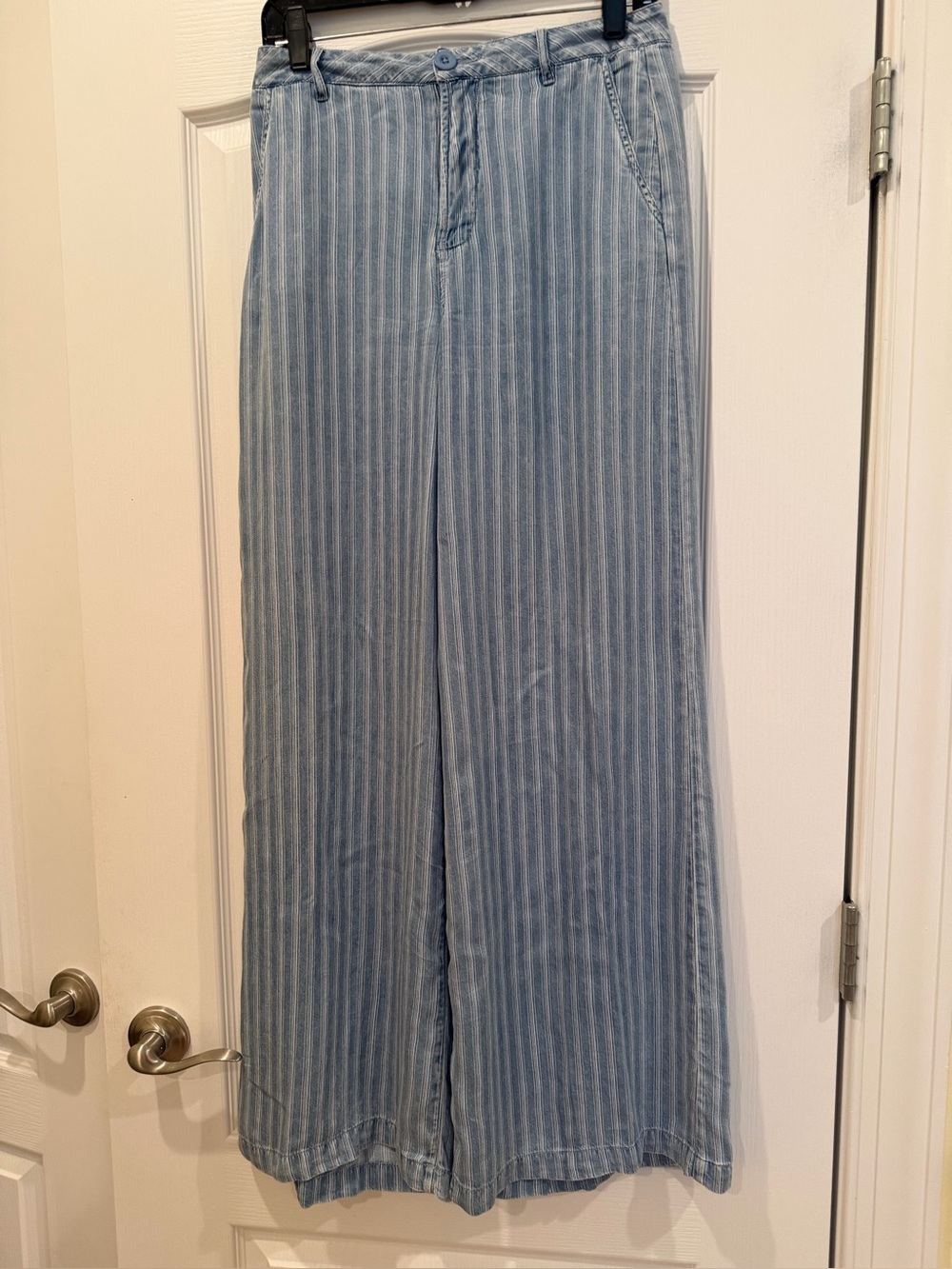 Kut Lightweight Blue Striped Wide-Leg Pants